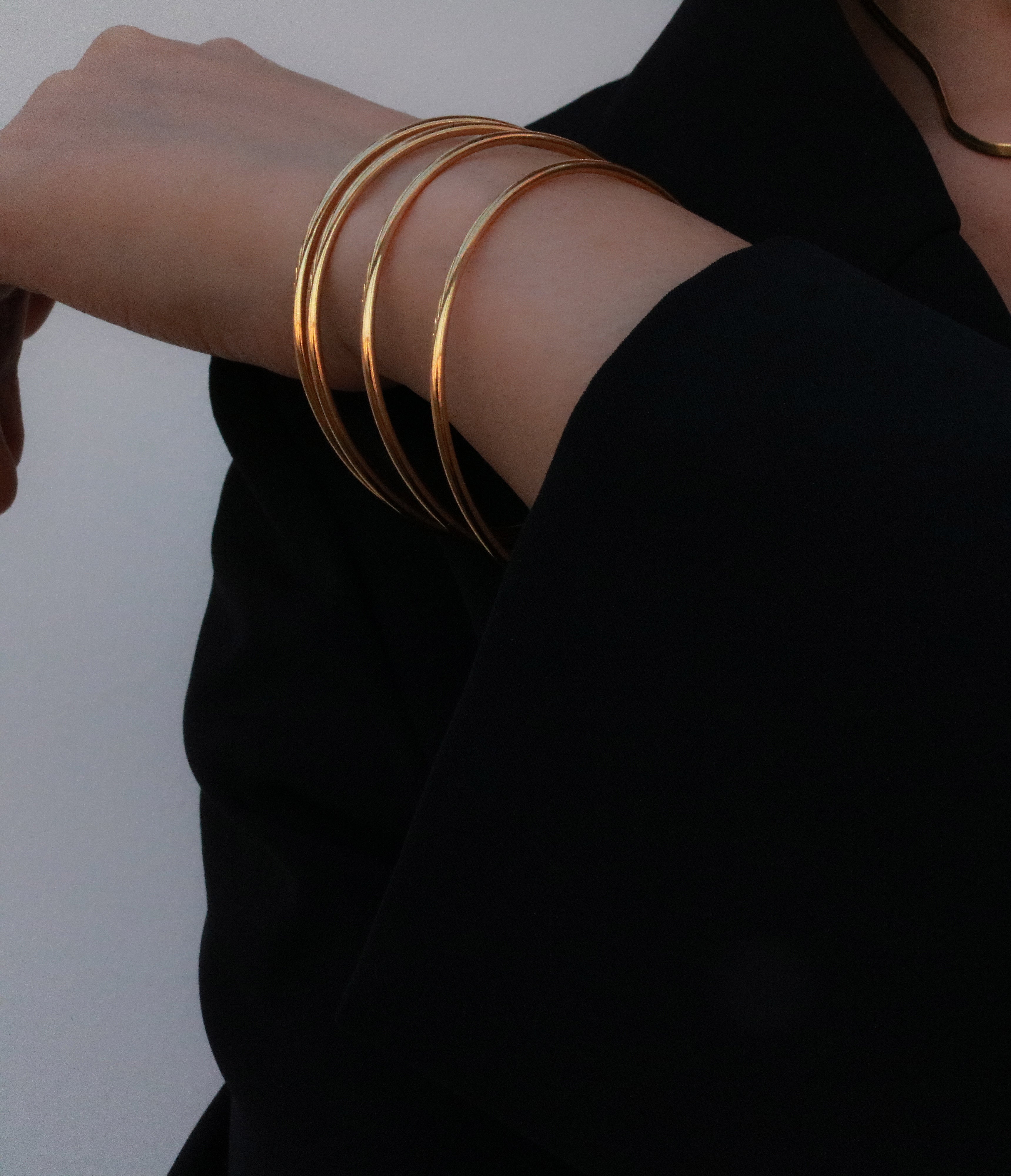 gold thin bangle bracelets