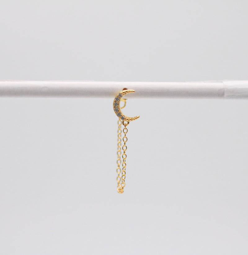 Meideya Jewelry - 18k gold vermeil moon chain earring