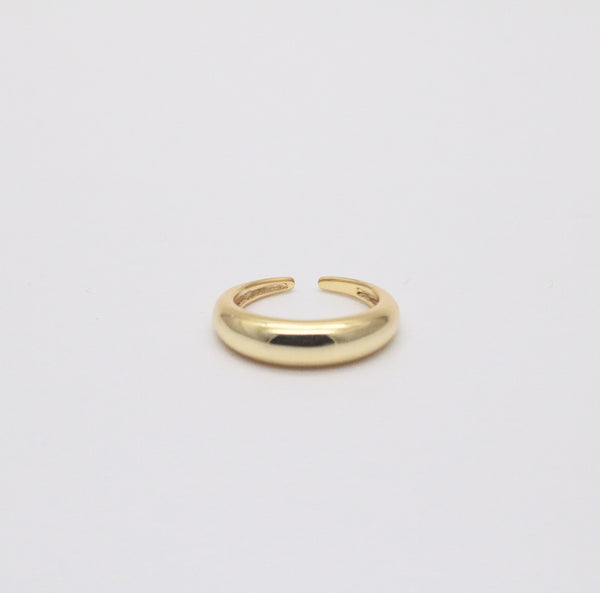 The mia ring in 18k gold plated sterling silver