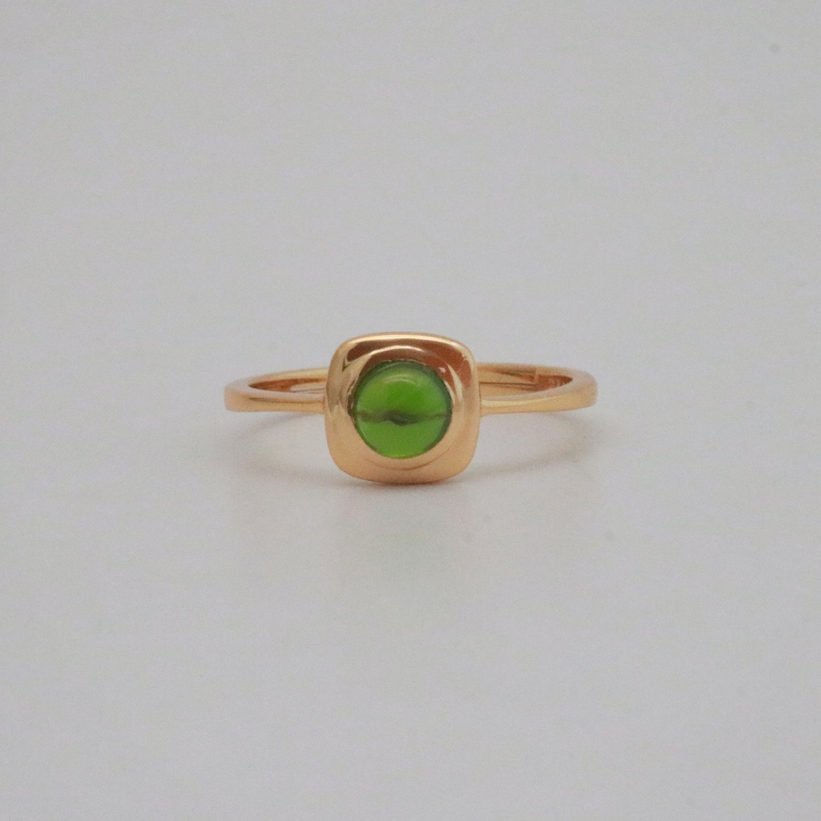 emerald gemtstone ring