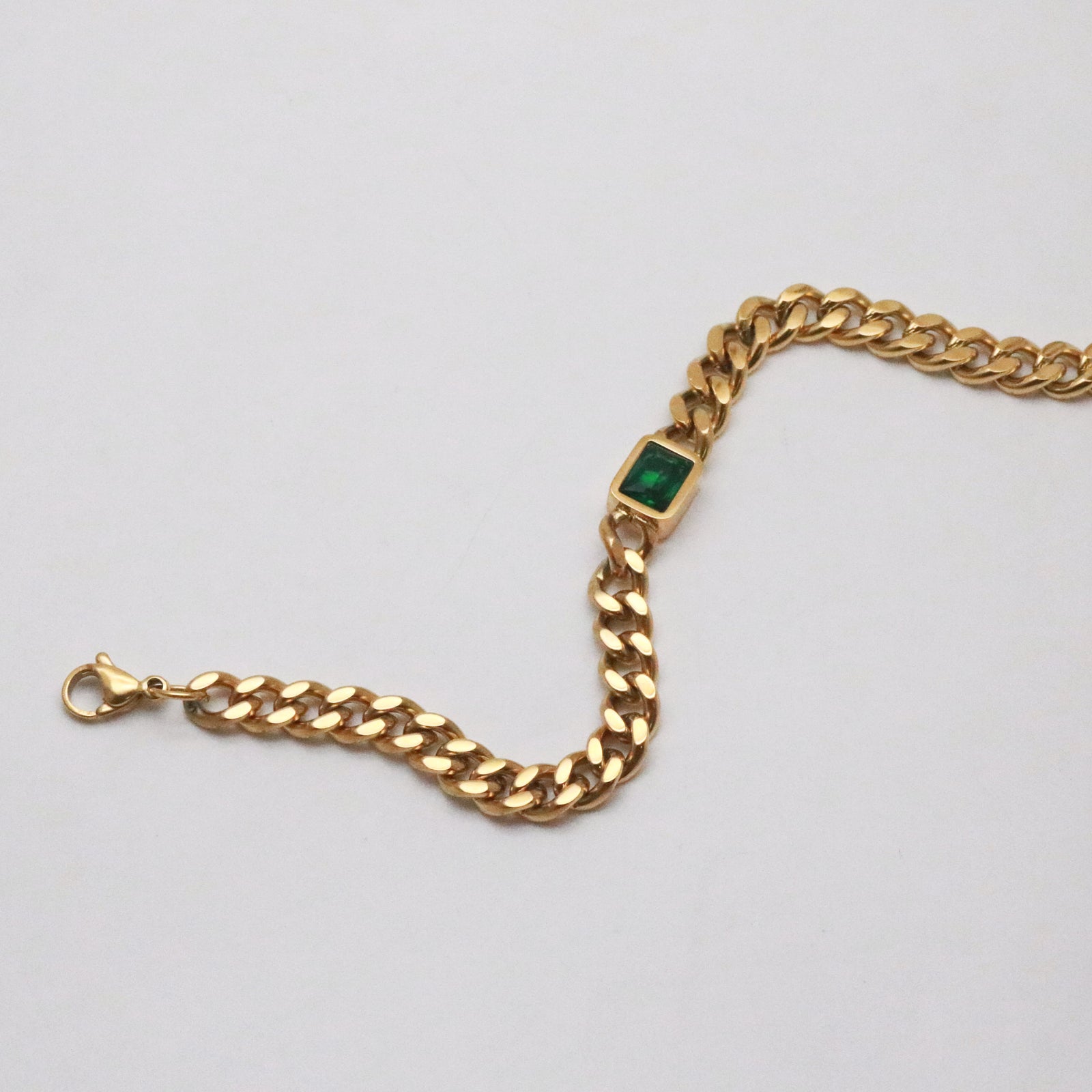 Emerald Gem Curb Chain Bracelet