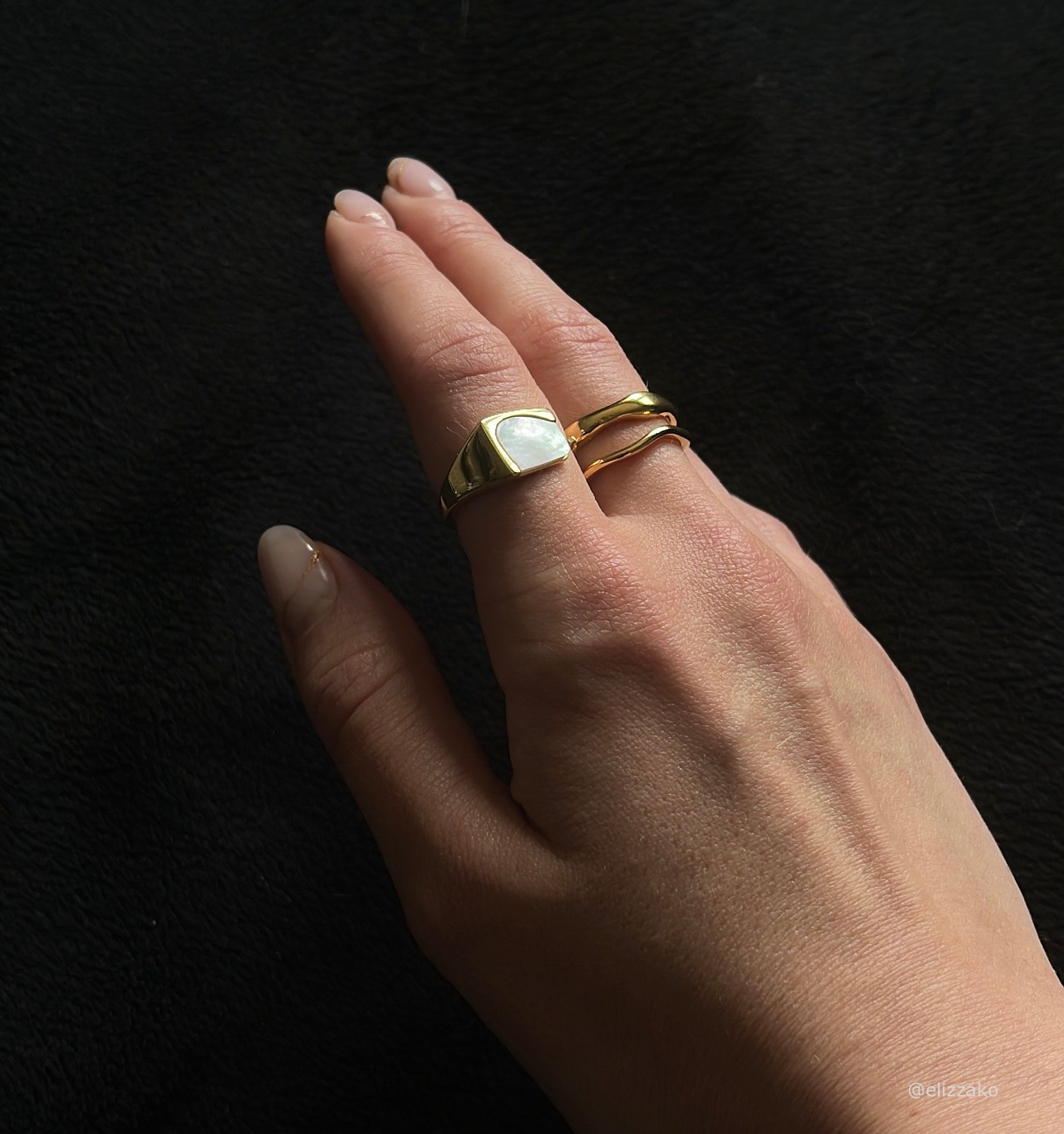 gold ring set