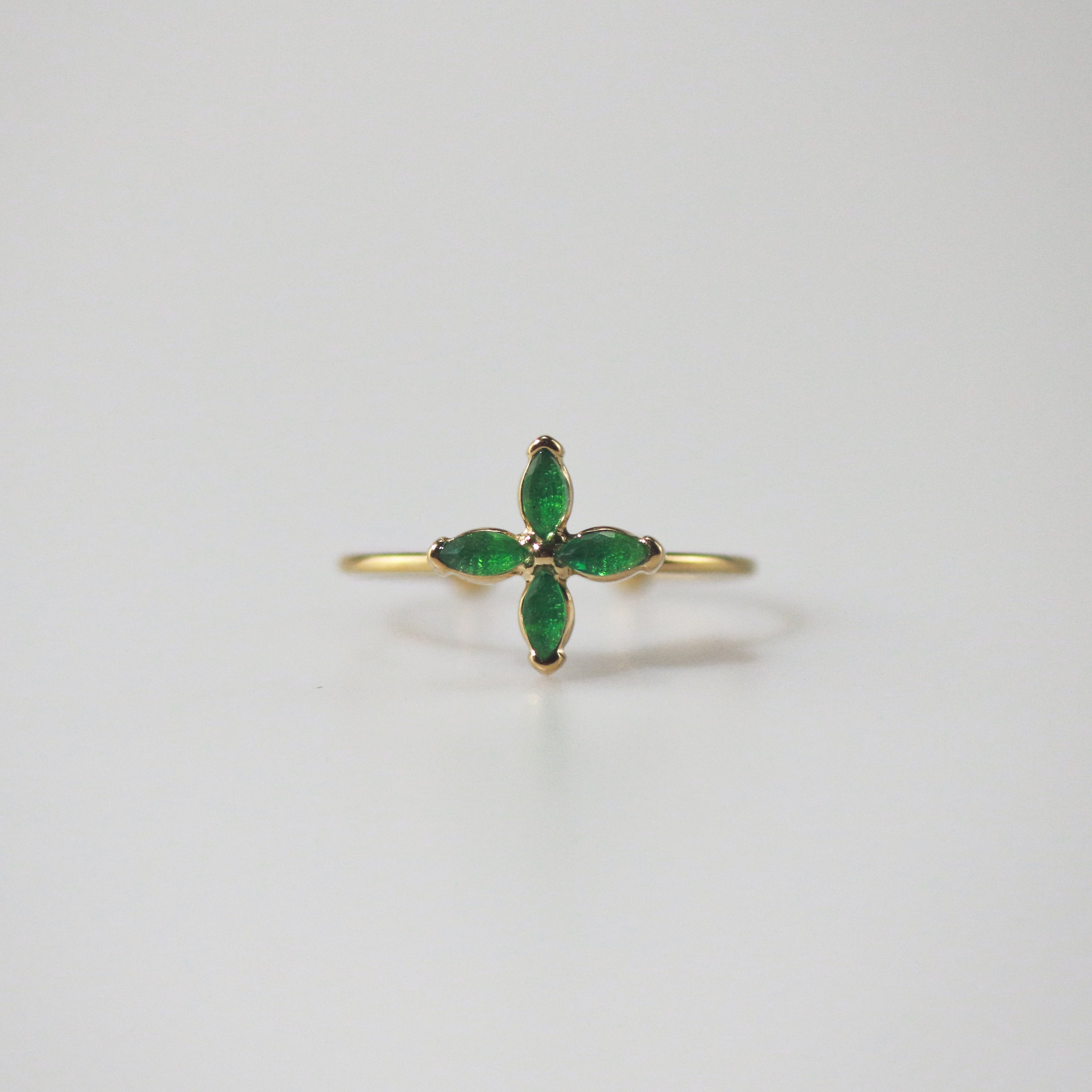 Meideya Jewelry Gold Clover Ring with green cubic zircon