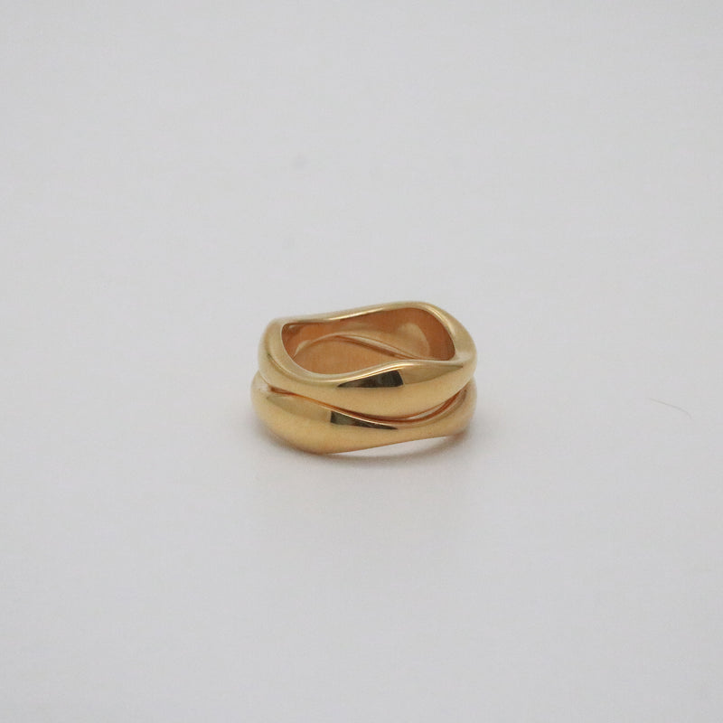 gold wave band ring